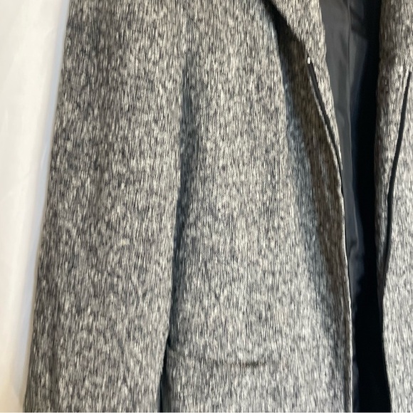 TALBOTS Women’s Italian Gray Silk Wool Tweed Blazer Jacket Size 4 - Picture 6 of 14